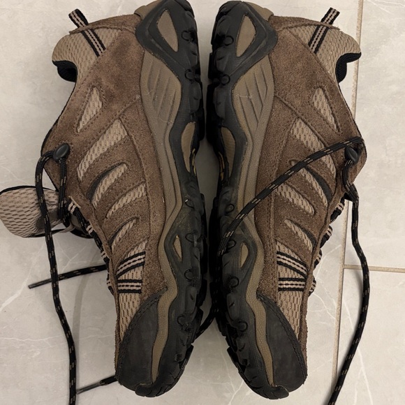 Columbia Men's North Plains II Dark Brown and Black Athletic hiking Shoes 8 - Picture 5 of 6